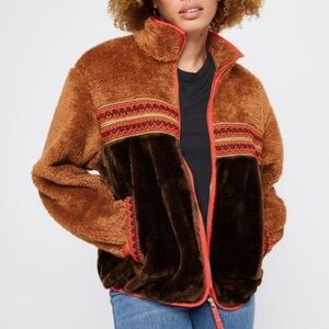 UGG Sherpa & Faux Fur Marlene Color-Blocked Jacket Women’s Size Medium (NWT)